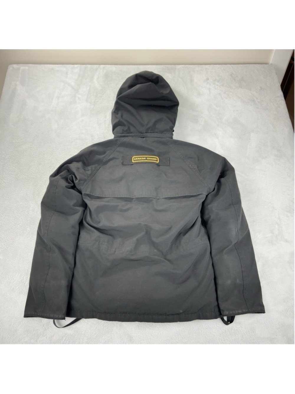 Canada Goose Men's Black Kamloops Puffer Jacket Size XS - Picture 4 of 16